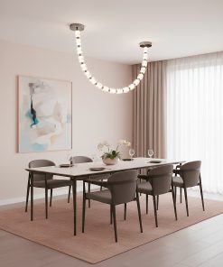 Luster Elara u enterijeru moderno opremljene trpezarije