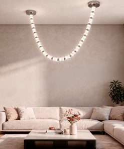 Luster Elara u savremeno opremljenom dnevnom boravku