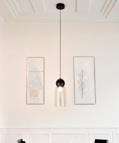 Visilica Nanali u enterijeru iznad trepezarijskog stola -SVOD rasvjeta