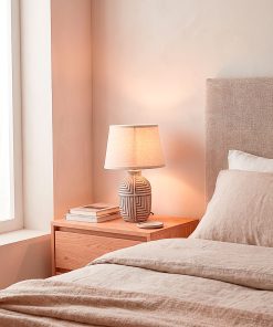 Hugo stona lampa svijetla keramičko postolje sa geometrijskim reljefom