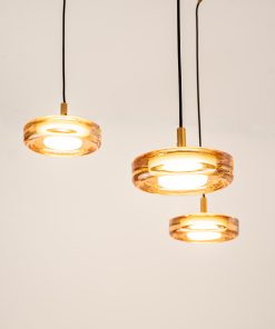 Detalj staklenog LED elementa lustera Pavot Gold